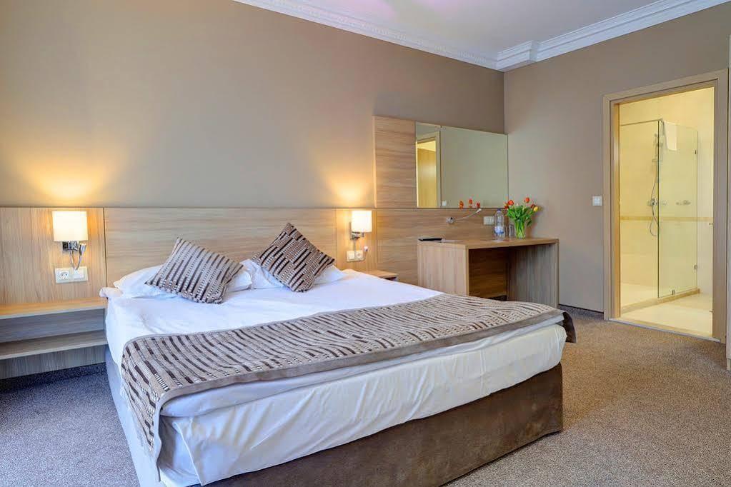 Romance Splendid And Spa Hotel Святые Константин и Елена Экстерьер фото
